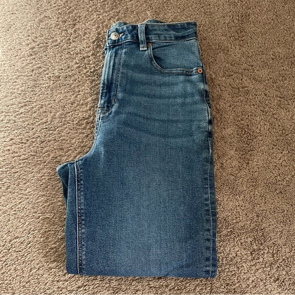 American Eagle Mom Stretch Jeans - Picture 4 of 4
